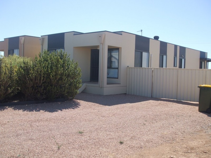 34 Isleworth Street, North Beach SA 5556