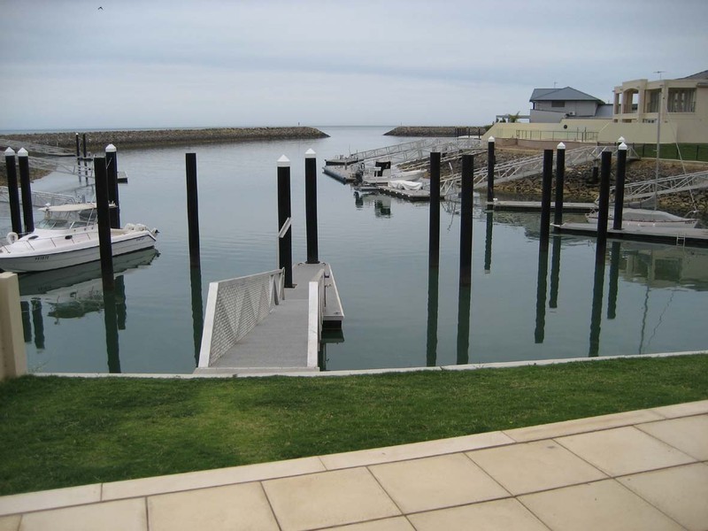30 Marina Drive, Port Vincent SA 5581