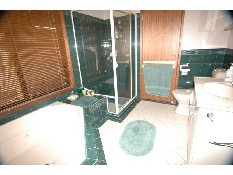 7 Barton Road, Tiddy Widdy Beach SA 5571