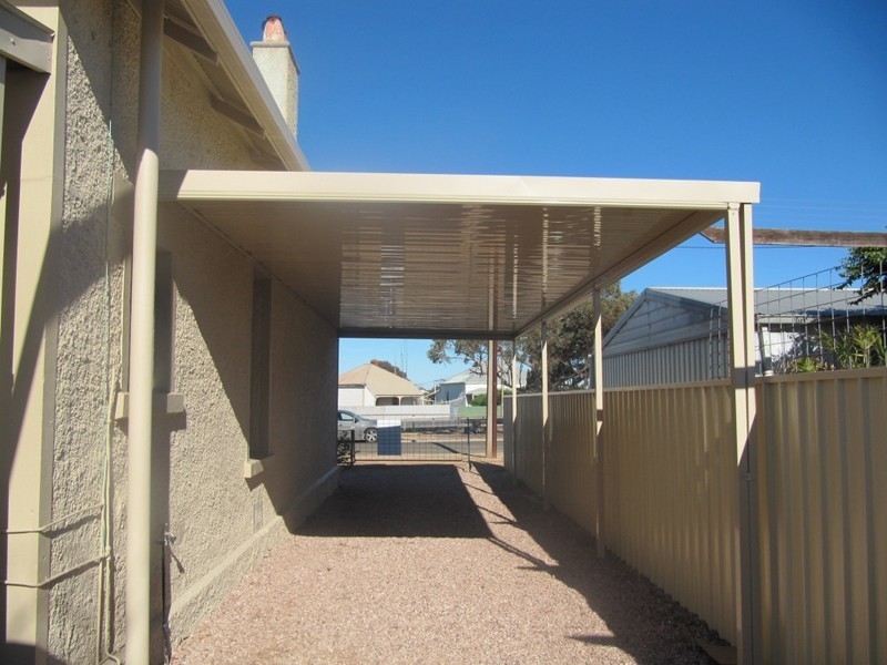 15 Leonard Street, Wallaroo SA 5556