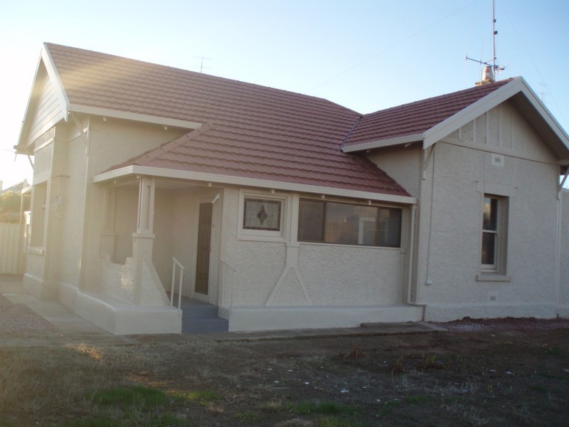 15 Leonard Street, Wallaroo SA 5556