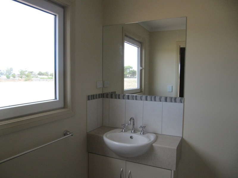 6  Inglis Street, Kadina SA 5554