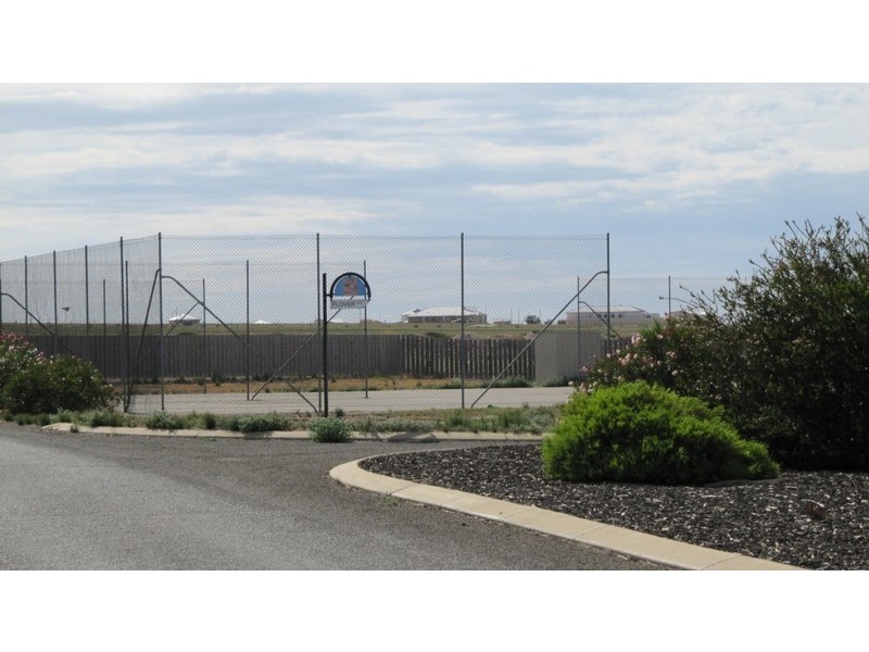 1 Tern Court, North Beach SA 5556