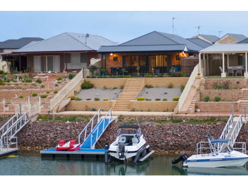 70 Gilmore Crescent, Wallaroo SA 5556