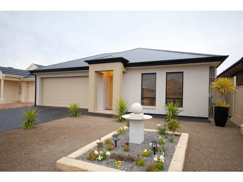 70 Gilmore Crescent, Wallaroo SA 5556