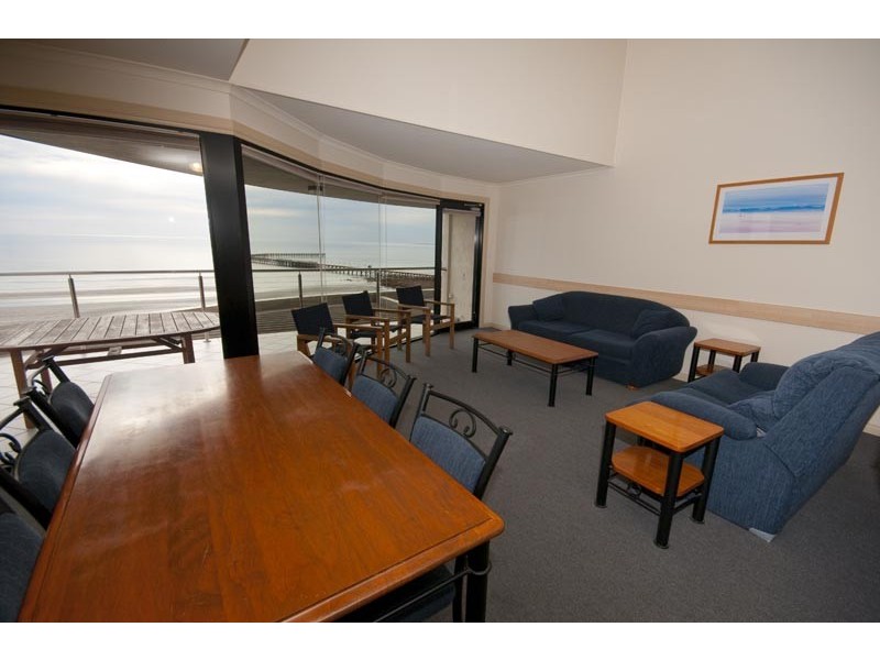 2 Hughes Avenue, Moonta Bay SA 5558