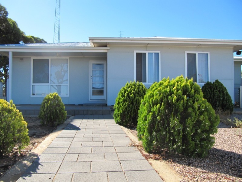 5 Moonta Street, Wallaroo SA 5556