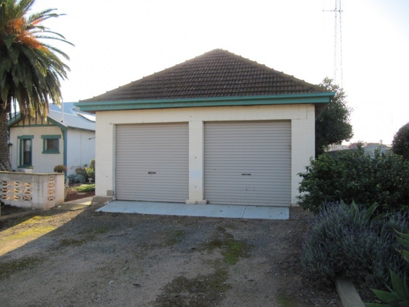 25 Bagot St, Wallaroo SA 5556