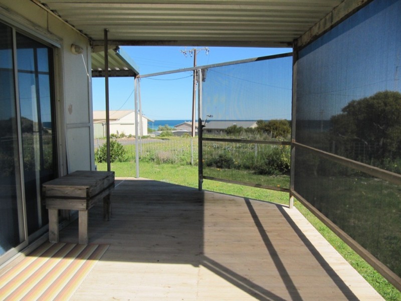 5 Michelle Street, North Beach SA 5556