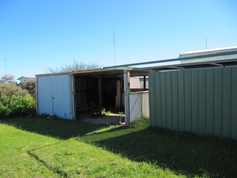 5 Michelle Street, North Beach SA 5556