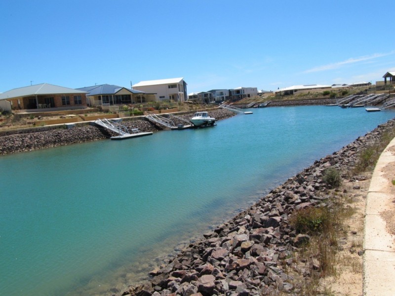 66 Stately Way, Wallaroo SA 5556