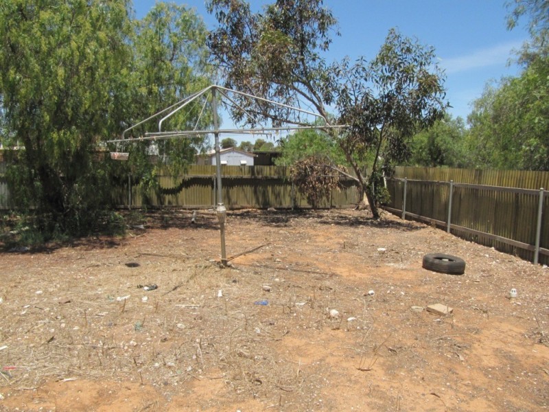 1 Young Street, Moonta Mines SA 5558