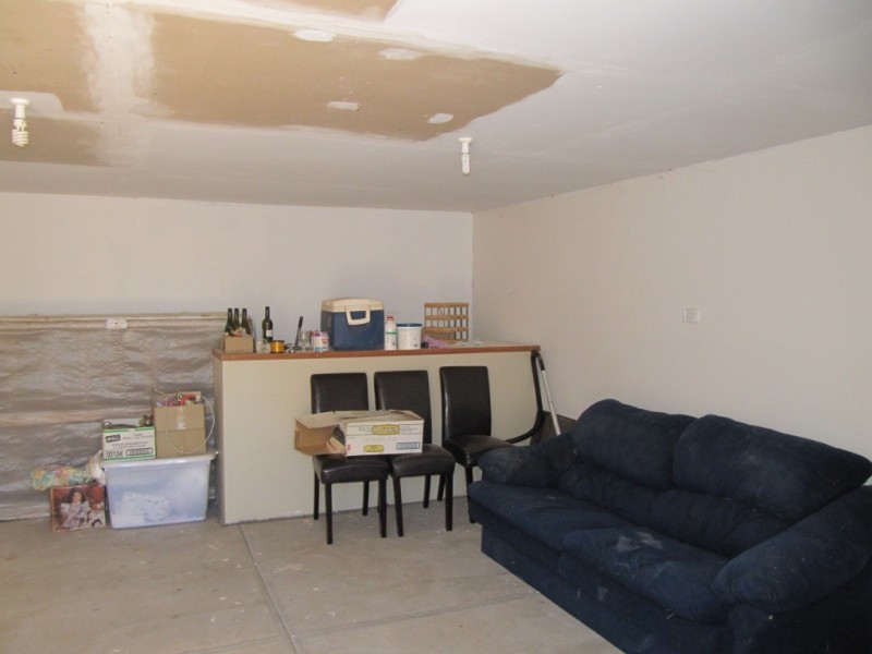 1 Young Street, Moonta Mines SA 5558