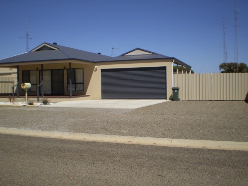 10 James Street, Wallaroo SA 5556