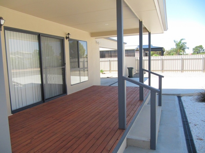 10 James Street, Wallaroo SA 5556