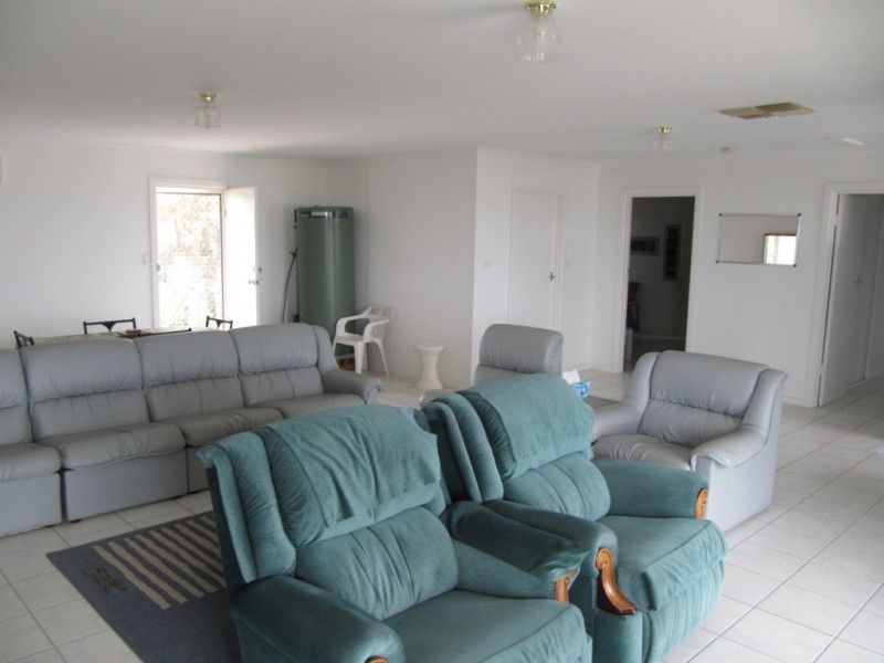 51 Esplanade, North Beach SA 5556