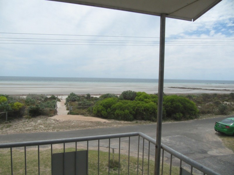 51 Esplanade, North Beach SA 5556