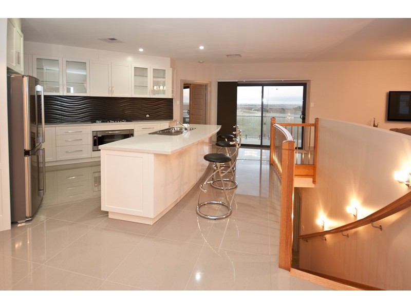 1 Callaway Court, Port Hughes SA 5558