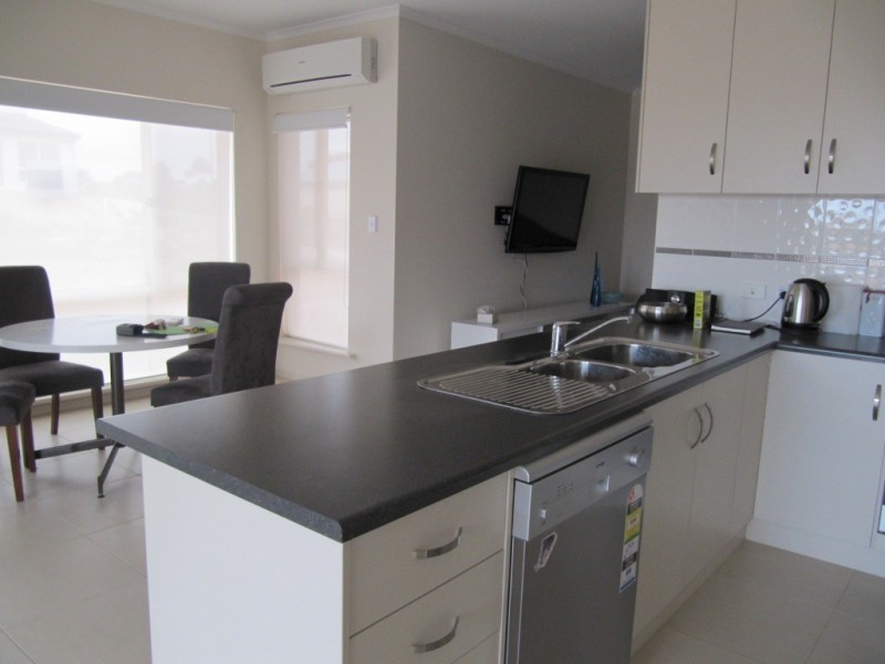 4 Albatross Street, Wallaroo SA 5556