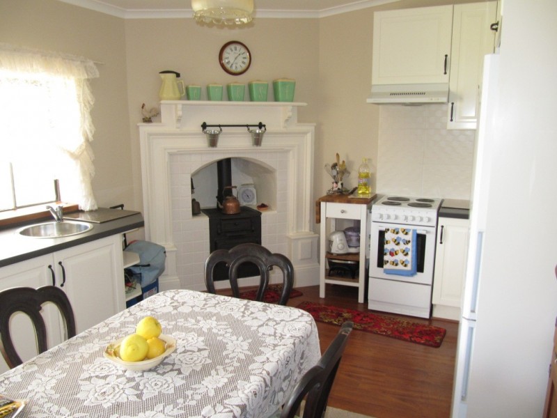 10 Leonard Street, Wallaroo SA 5556