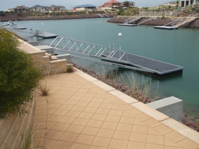 24 Stately Way, Wallaroo SA 5556