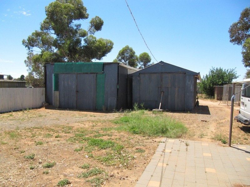 2 Whittier Street, Crystal Brook SA 5523