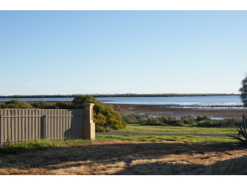 57 Kerley Street, Port Broughton SA 5522
