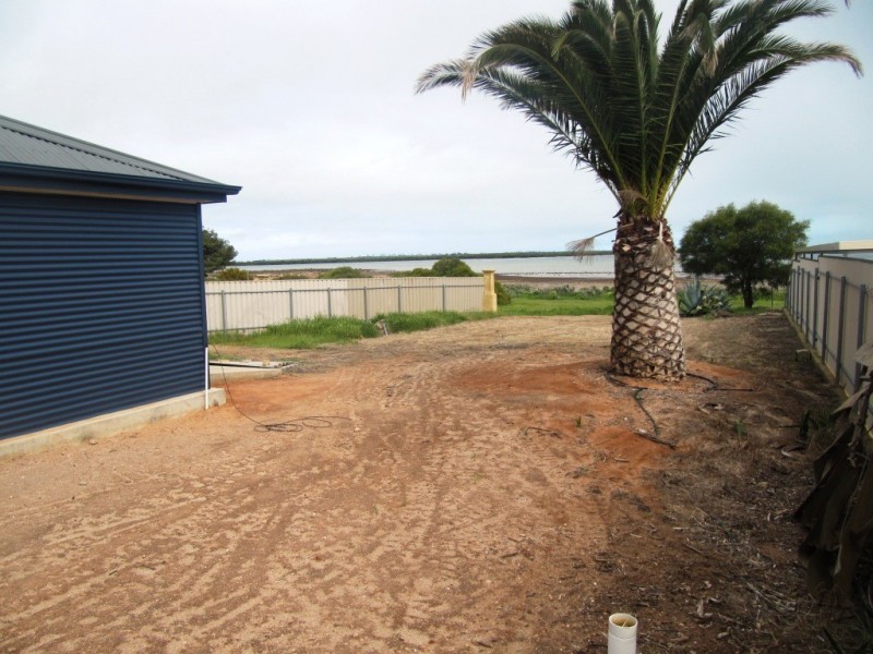 57 Kerley Street, Port Broughton SA 5522