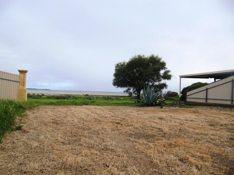 57 Kerley Street, Port Broughton SA 5522