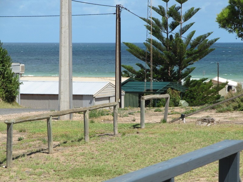 5 Newbery Avenue, Wallaroo SA 5556