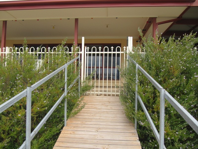 113 Gilmore Crescent, Wallaroo SA 5556
