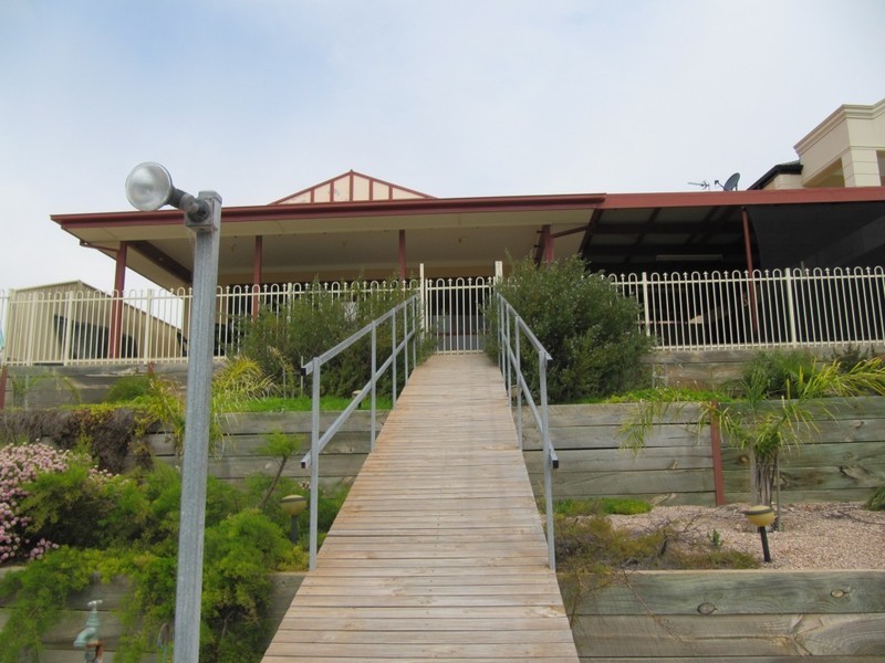 113 Gilmore Crescent, Wallaroo SA 5556