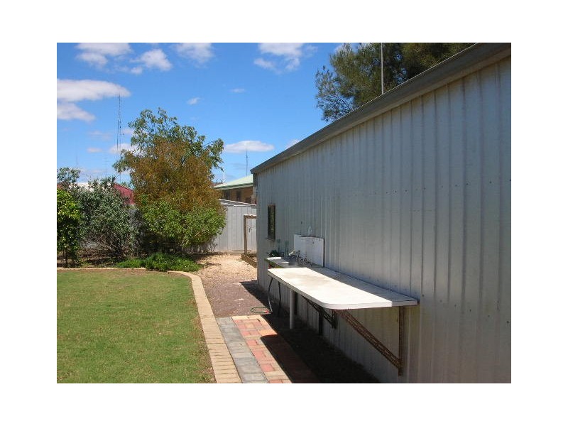 27 Furner Crescent, Port Hughes SA 5558