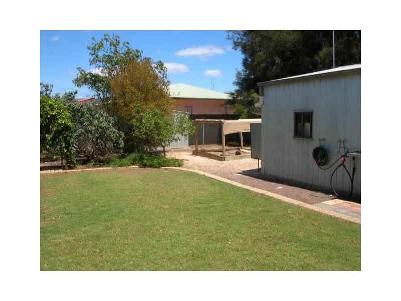 27 Furner Crescent, Port Hughes SA 5558