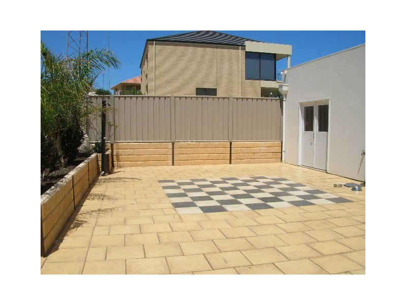 2 Cunliffe Street, Port Hughes SA 5558