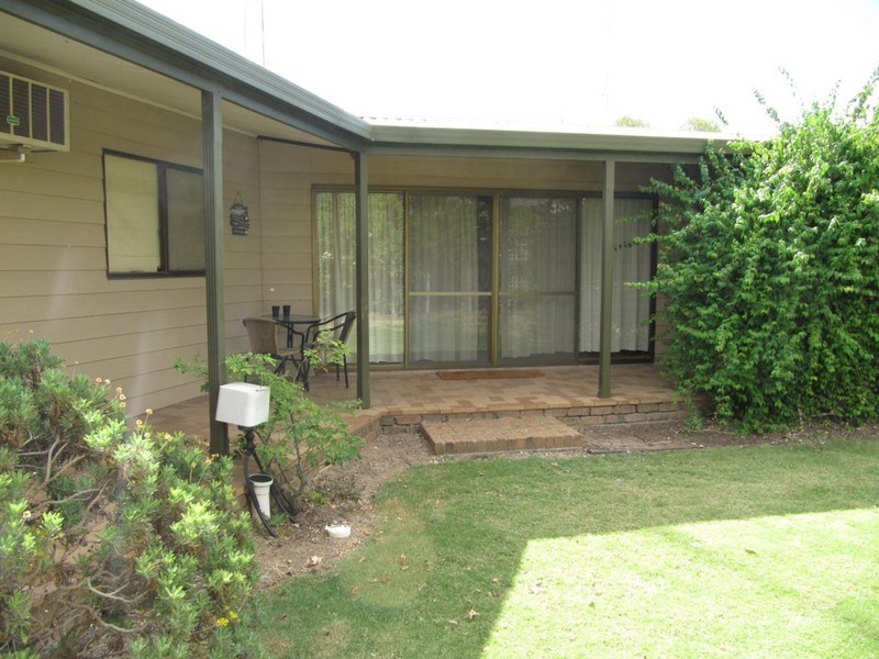 25 Rossiters Road, Moonta Bay SA 5558