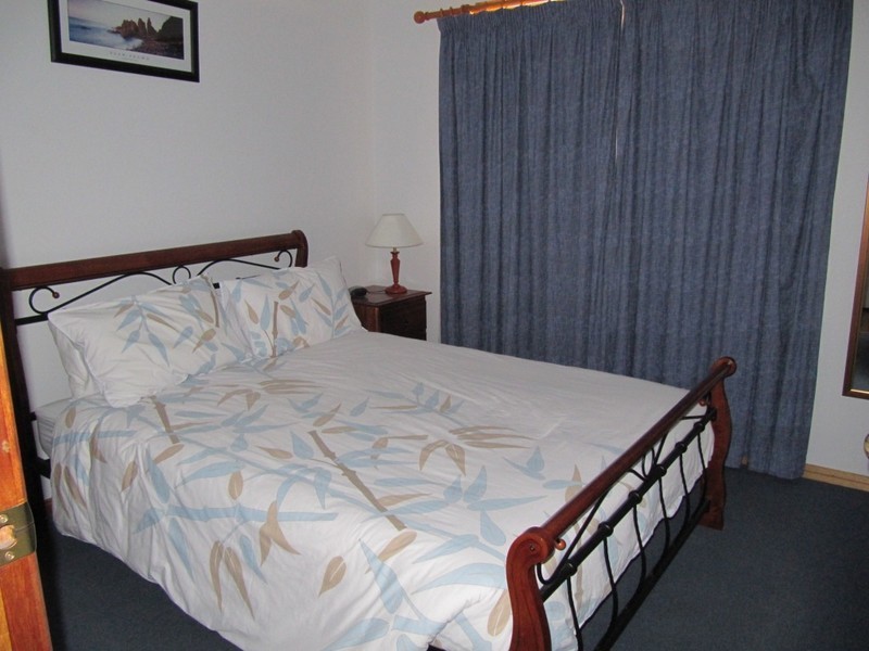 70 Clayton Drive, Wallaroo SA 5556