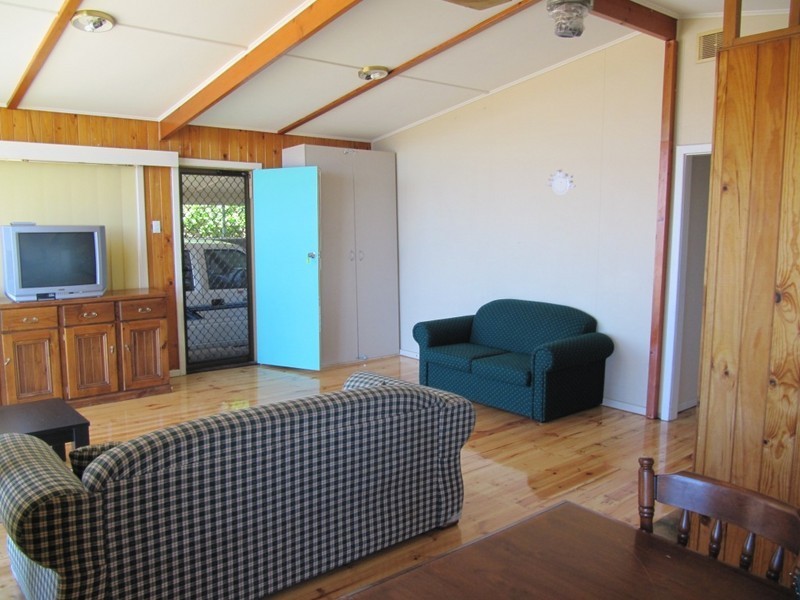 18 Carleton Crescent, Wallaroo SA 5556