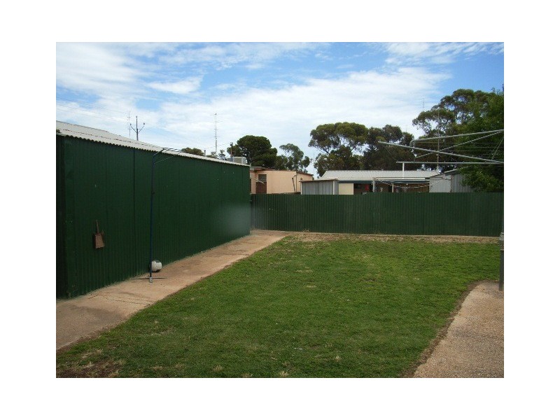 2 Richard Street, Wallaroo SA 5556