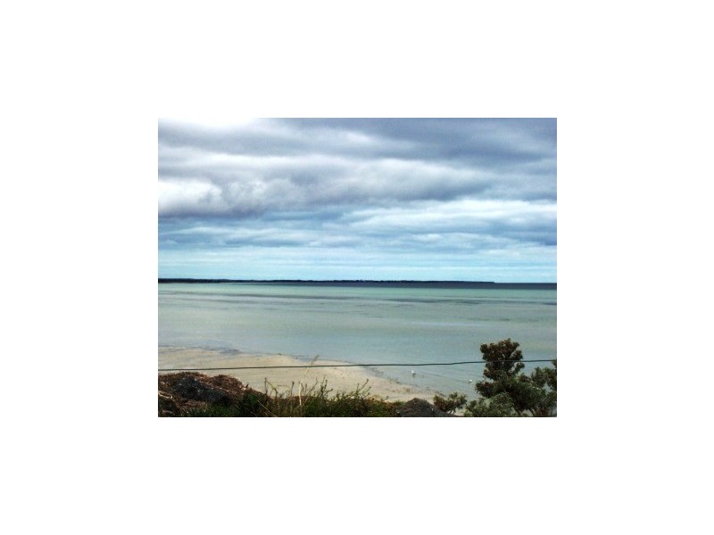 70 Ti Tree Street, The Pines SA 5575