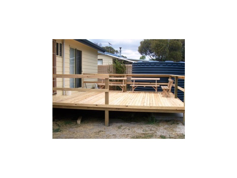 70 Ti Tree Street, The Pines SA 5575