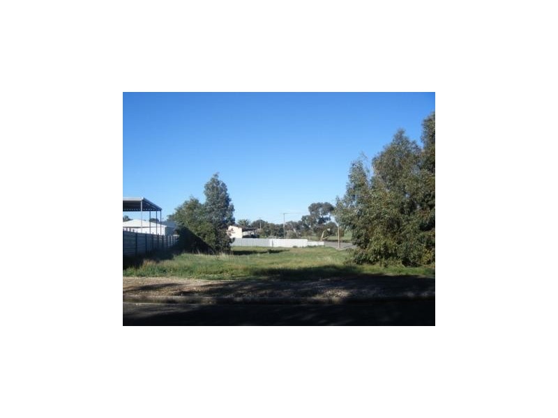 1 Fourth Street, Minlaton SA 5575