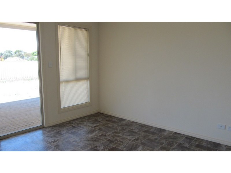 8 Brittain Road, Kadina SA 5554