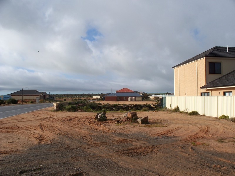 2 Stately Way, Wallaroo SA 5556