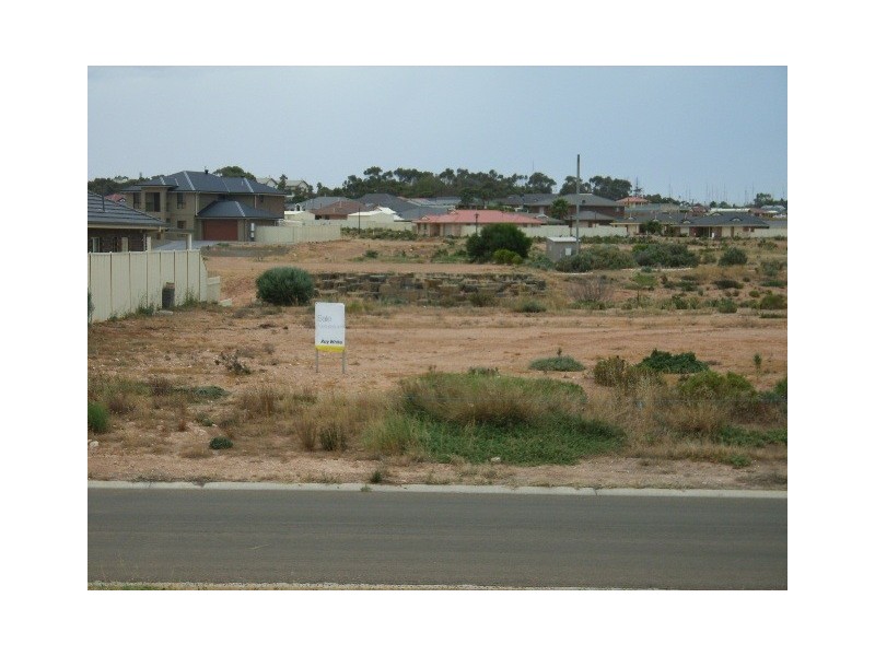 82 Stately Way, Wallaroo SA 5556