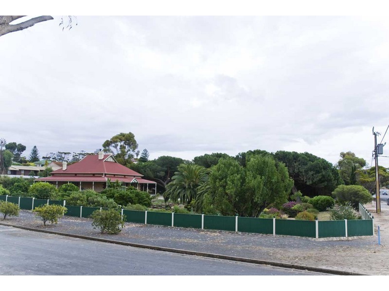1 Kempe Street, Port Vincent SA 5581