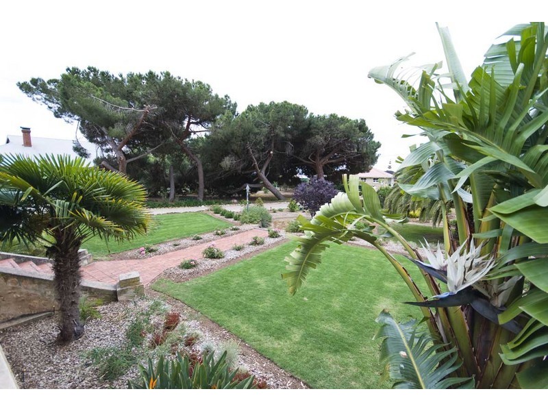 1 Kempe Street, Port Vincent SA 5581