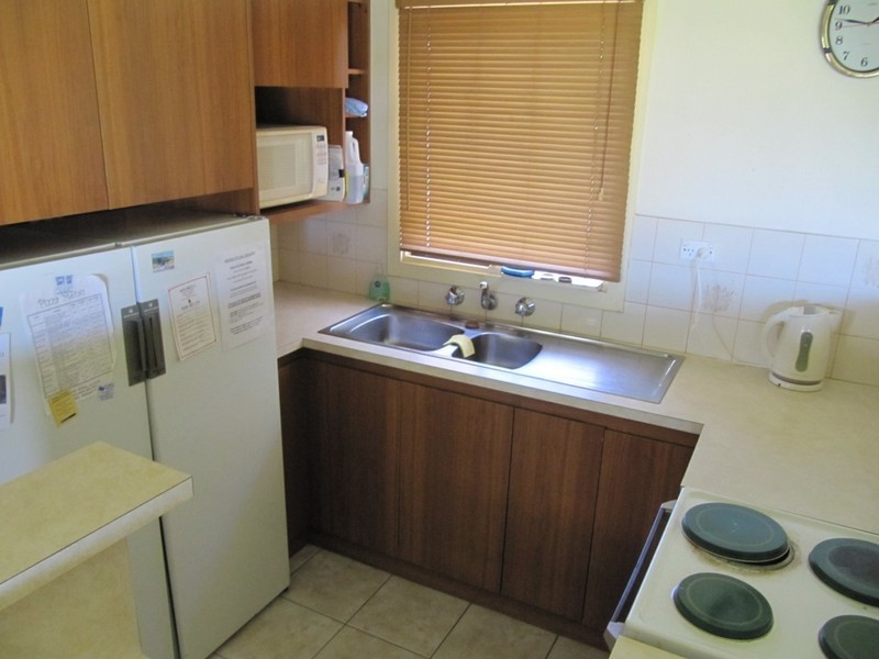 8 Woodforde Drive, Wallaroo SA 5556