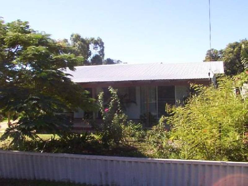 3 Smith Street, Kalbarri WA 6536