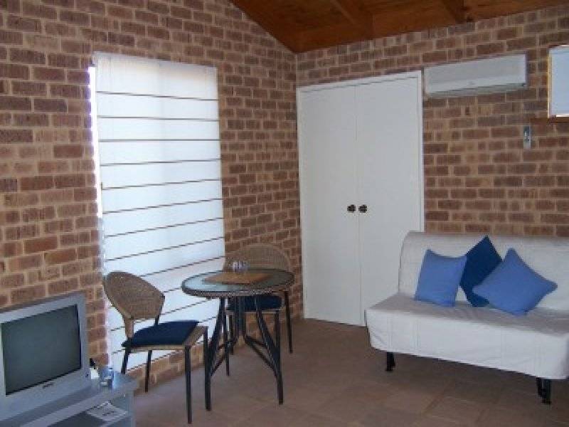 5 Penn Street, Kalbarri WA 6536